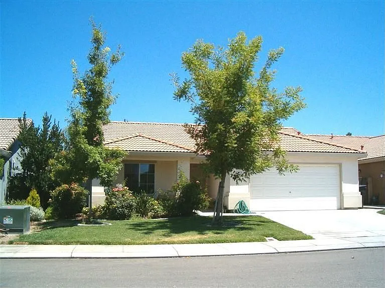 237 Weiss Ct photo 1