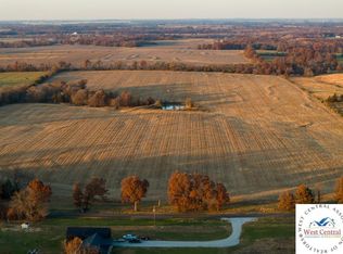 SE Ww Hwy, Windsor, MO 65360