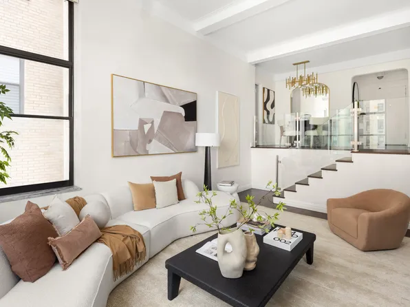 49 East 96th Street image 4 of 14