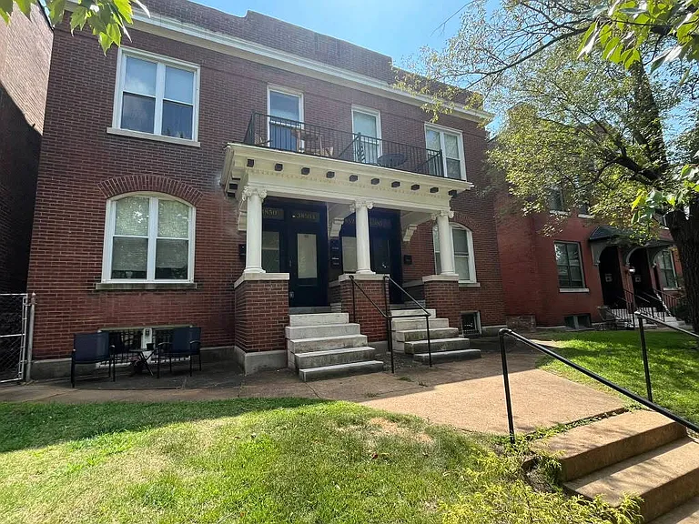 3852 Juniata St — Photo 2