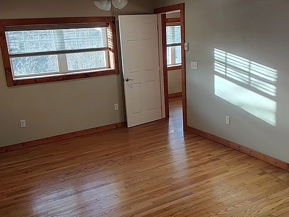 2nd image of 130 Meadow Rd