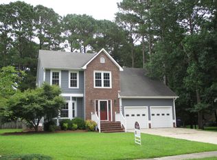 946 Eton Dr, Jacksonville, NC 28546