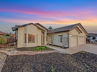 1261 Nez Perce Dr, Hollister, CA 95023