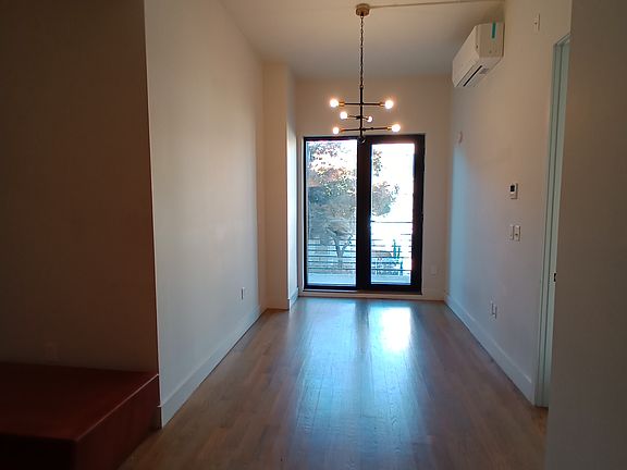 5th image of 2708 Snyder Ave #203