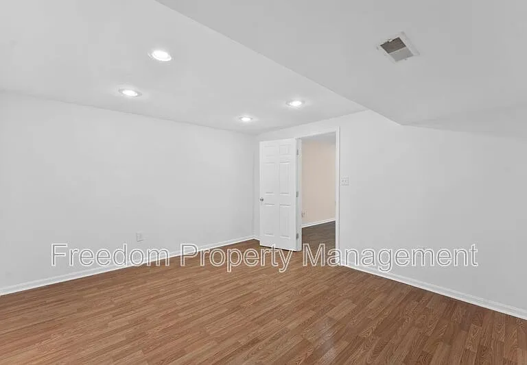 9140 Worthington Dr — Photo 70