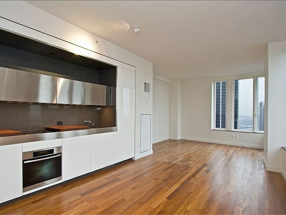 1st image of 15 William St APT 15A
