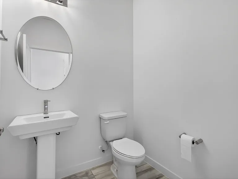 8792 Antarus Dr — Photo 15