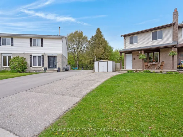 20 Ardoch Mews, Cambridge, ON N1R 7T6