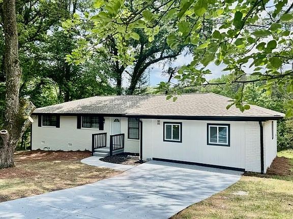 2nd image of 2721 Eastwind Dr