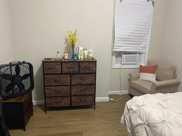 318 William St, East Orange, NJ 07017