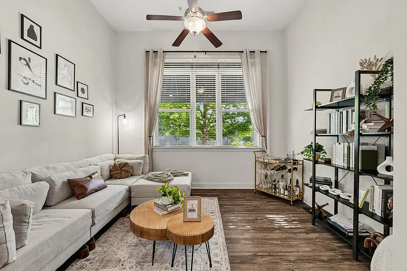 Ayrsley Lofts — Photo 4