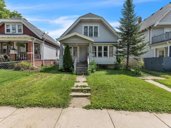 2506 South 14th STREET, Milwaukee, WI 53215