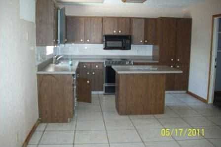 2nd image of 819 NW 13th Ave