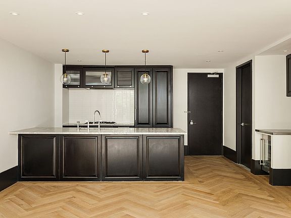 5th image of 51 Jay St APT 1M