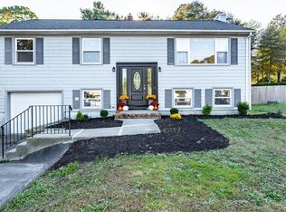167 Slocum Rd, Dartmouth, MA 02747