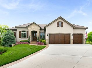 26995 W Shadow Cir, Olathe, KS 66061