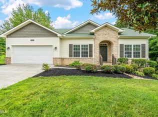 102 Amohi Way, Loudon, TN 37774