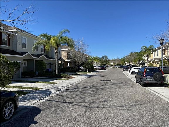 2nd image of 4446 Amberly Oaks Ct