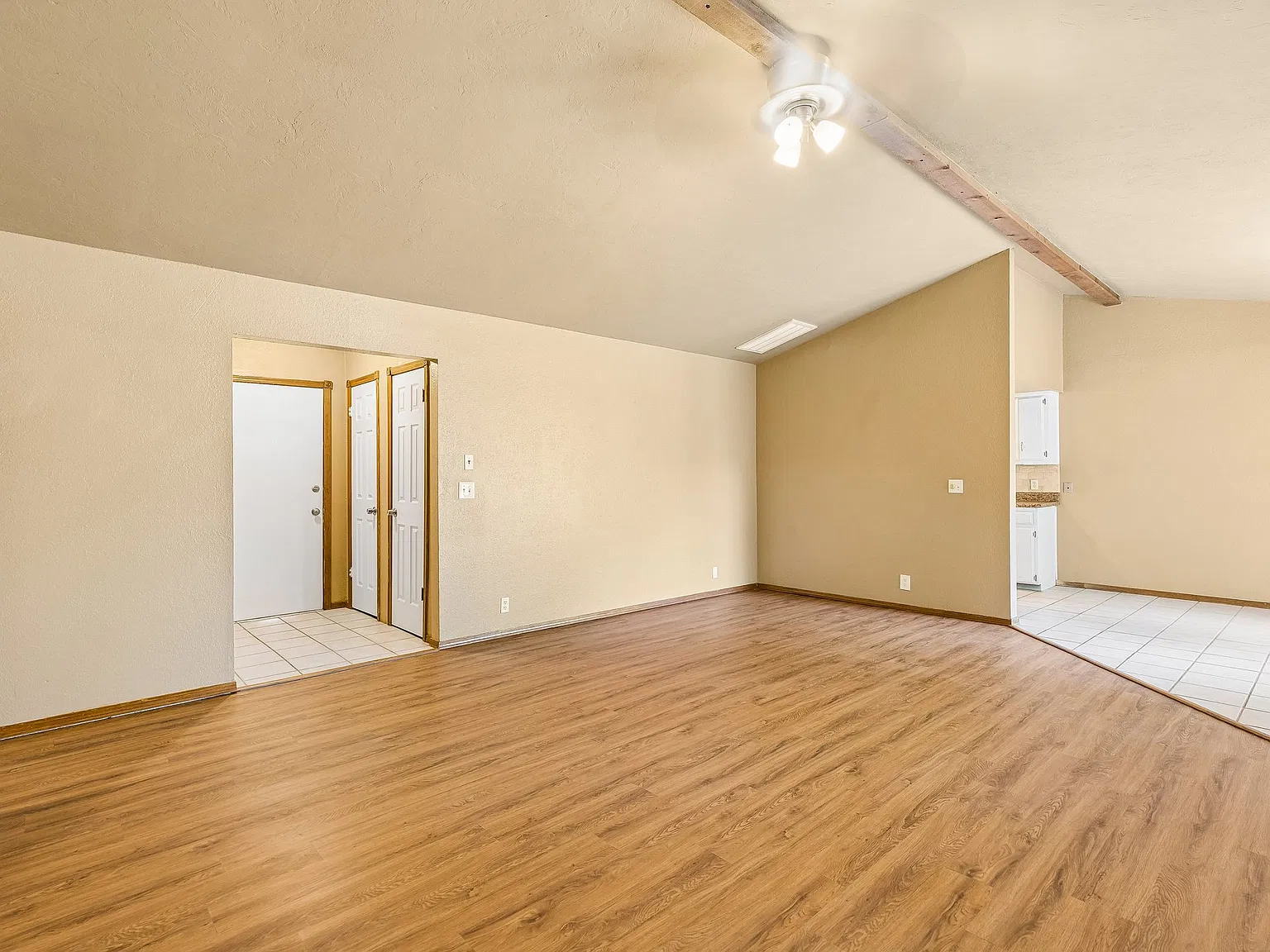 3 bed, 1507 sqft, $1,545 — Photo 3