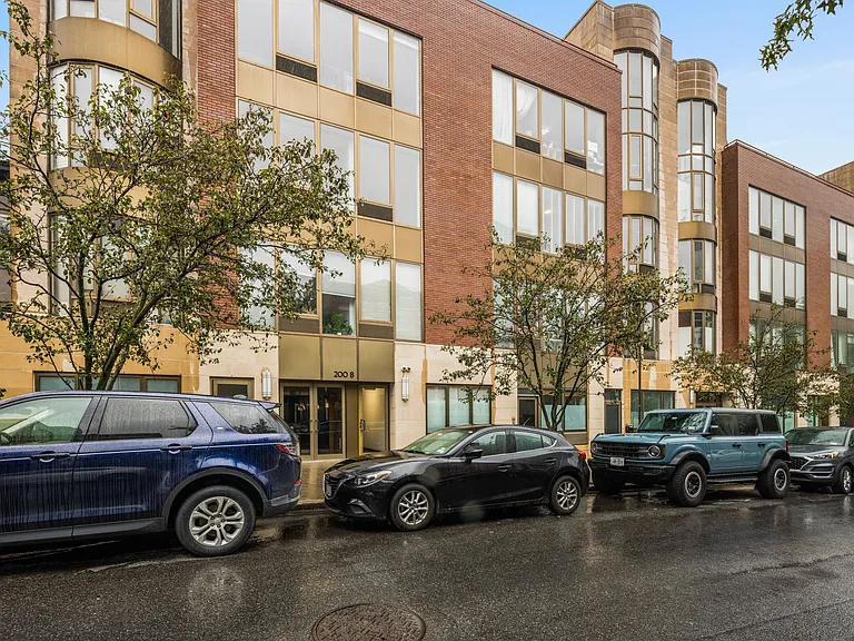 200 16th St #3D — Photo 10