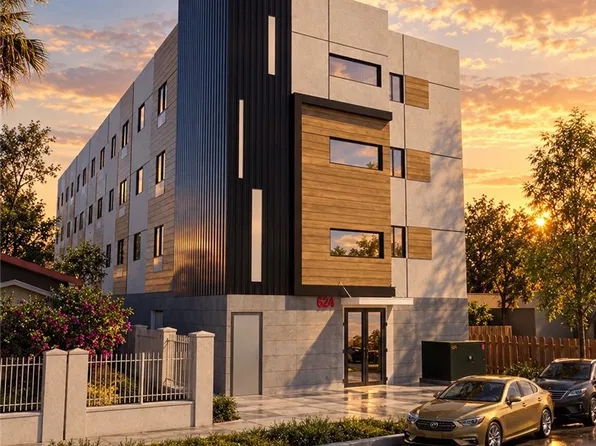 624 W Imperial Highway, Los Angeles, CA 90044