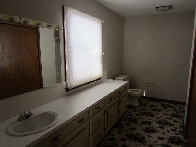 1st image of 1409 Brookpark Dr