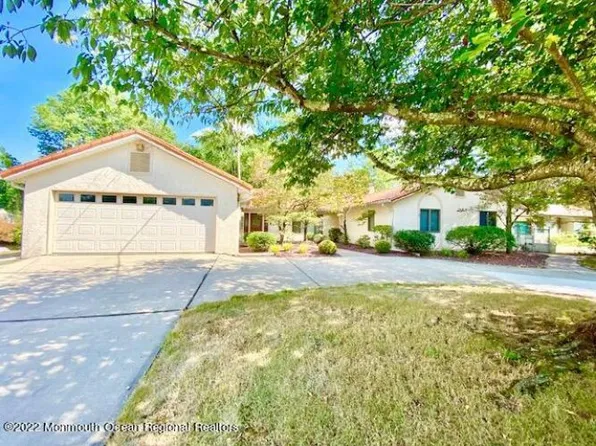 166 Lloyd Rd, Aberdeen, NJ 07747