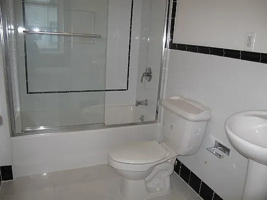 Rented by Dream Space Realty | media 10