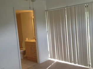 3975 Village Dr UNIT A, Delray Beach, FL 33445