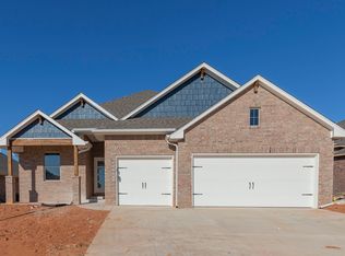5201 Skylar Rae Rd, Edmond, OK 73034