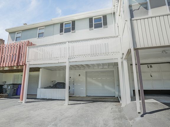 5th image of 16 E Green Valley Cir