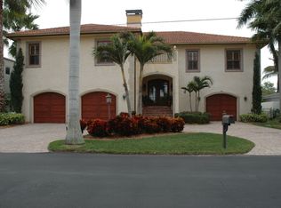 11681 Isle Of Palms Dr, Fort Myers Beach, FL 33931