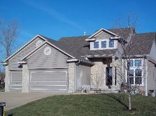 911 Dogwood Dr, Raymore, MO 64083