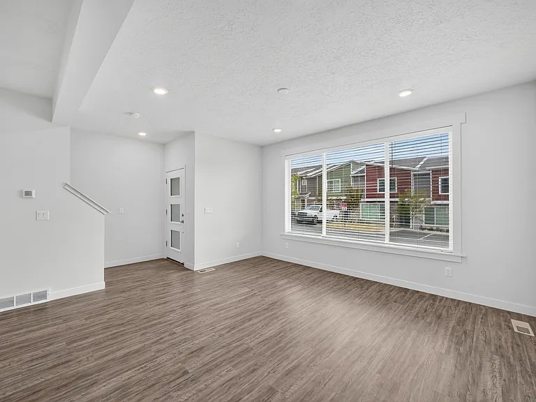 3776 W Soft Whisper Way — Photo 5