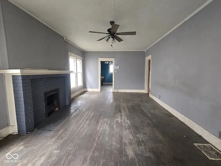 835 S 3rd St — Photo 4