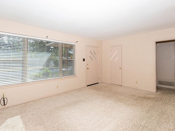 4th image of 3143 S Donnybrook Ave