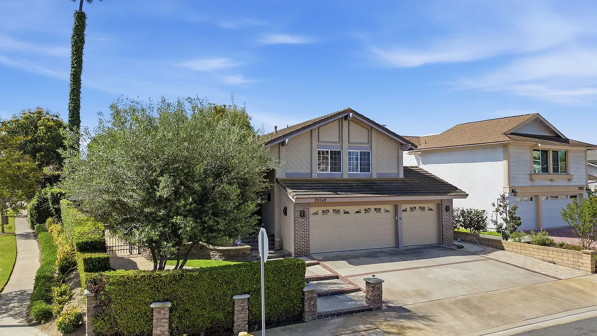 Building Photo - 29142 Bobolink Dr
