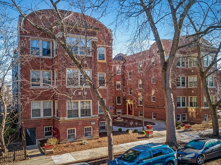 3817-23 N. Lawndale — Photo 2