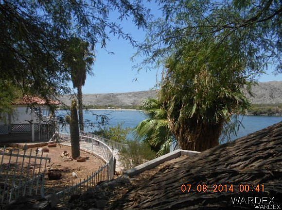 1st image of 433 W Riverfront Drive
