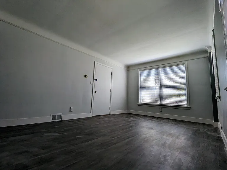 4009 Washington Blvd — Photo 6