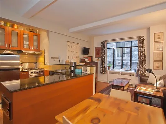 Sold by Avenue Sotheby's International Realty | media 15