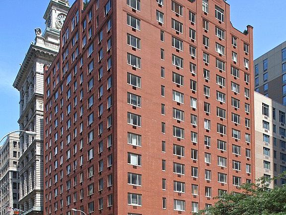 3rd image of 95 Worth St #412