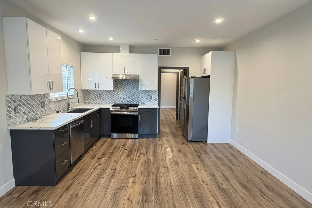 1 bed, 600 sqft, $2,500 — Photo 1