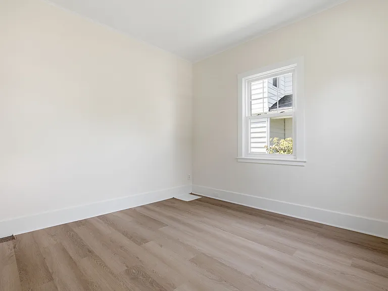 84 Sherwood Pl #1 — Photo 19