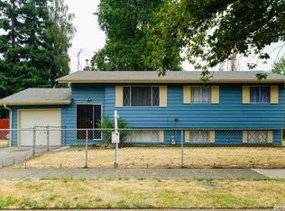 872 Shangri La Ave NE, Salem, OR 97303