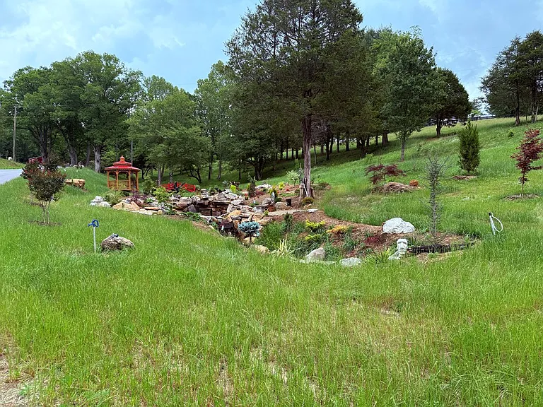 124 Happy Family Rd — Photo 25