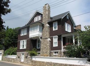 301 E Beverley St, Staunton, VA 24401