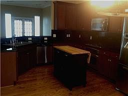 1st image of 1515 Oakdale Ave #8