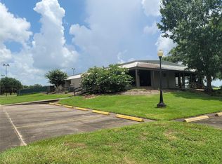 1574 Quarter Horse Trl, Angleton, TX 77515