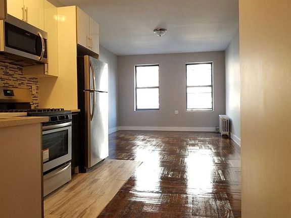 2nd image of 55 W Mosholu Pkwy N APT 4A